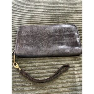 Sseko‎ Gray Distressed Leather Wristlet Clutch Wallet Zip Around Strap